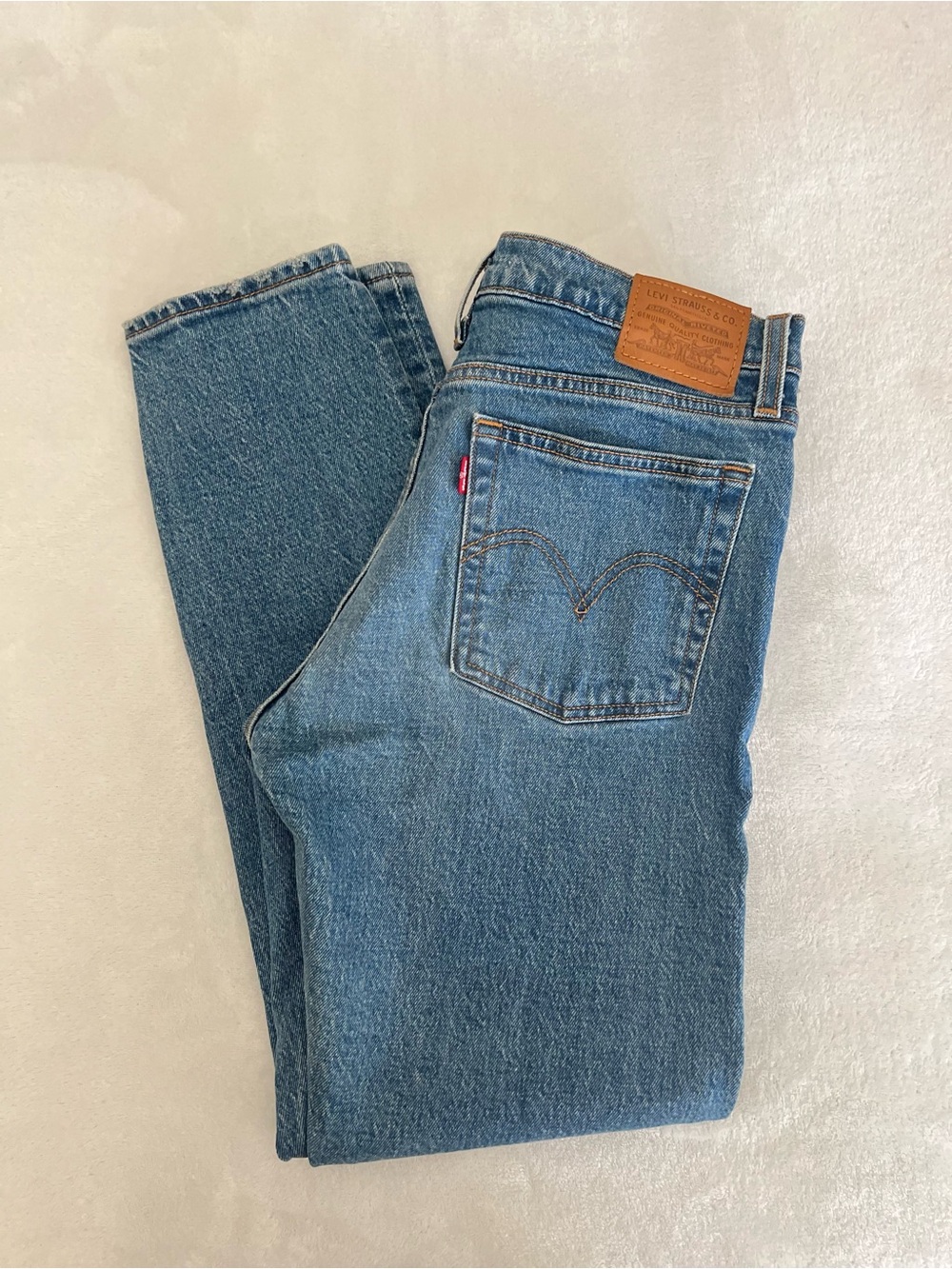 Levi's Medium Blue Women’s Straight Jeans with Leather Patch